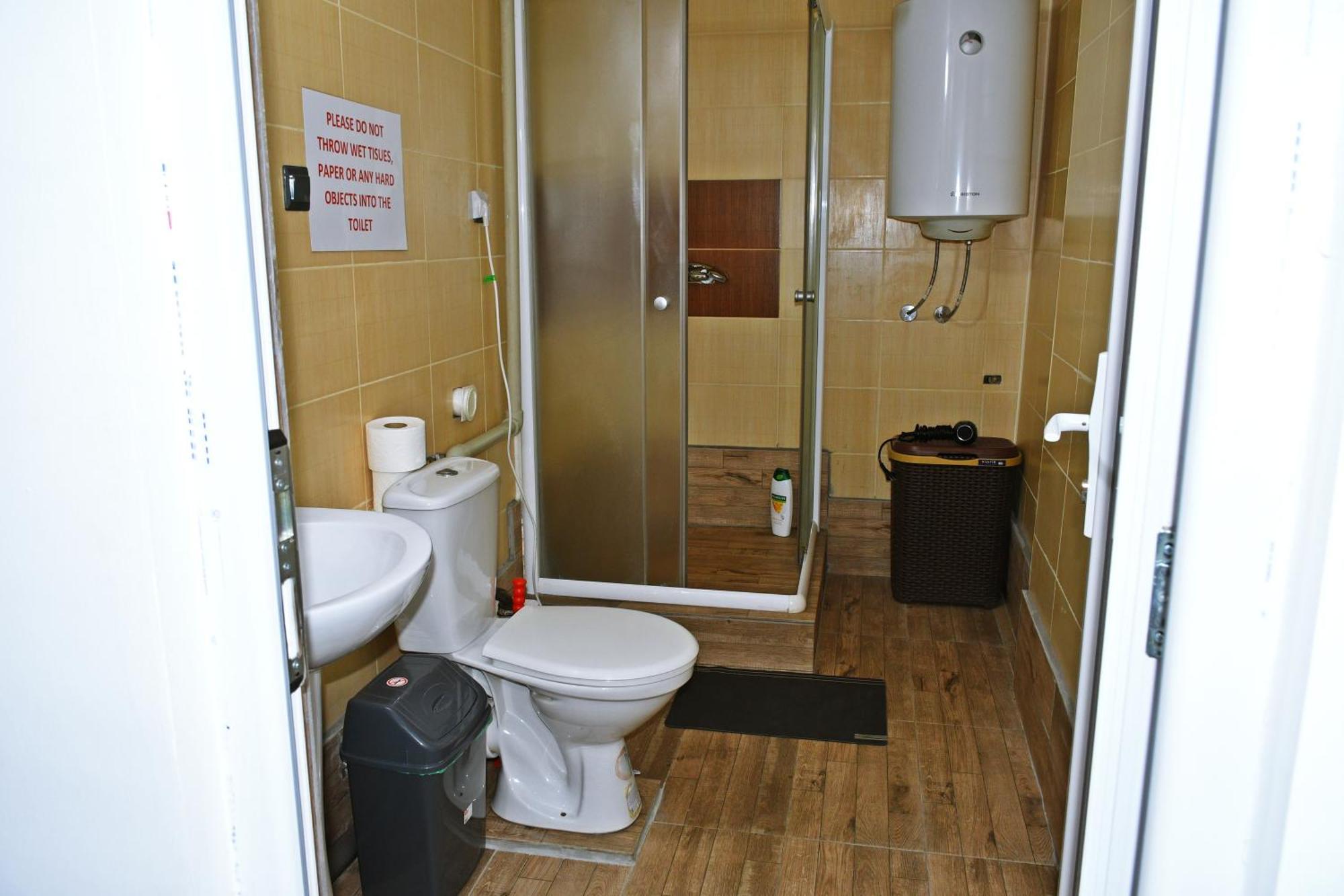 Sweet Basement Suteren Apartments Parking 5 Euro スコピエ エクステリア 写真